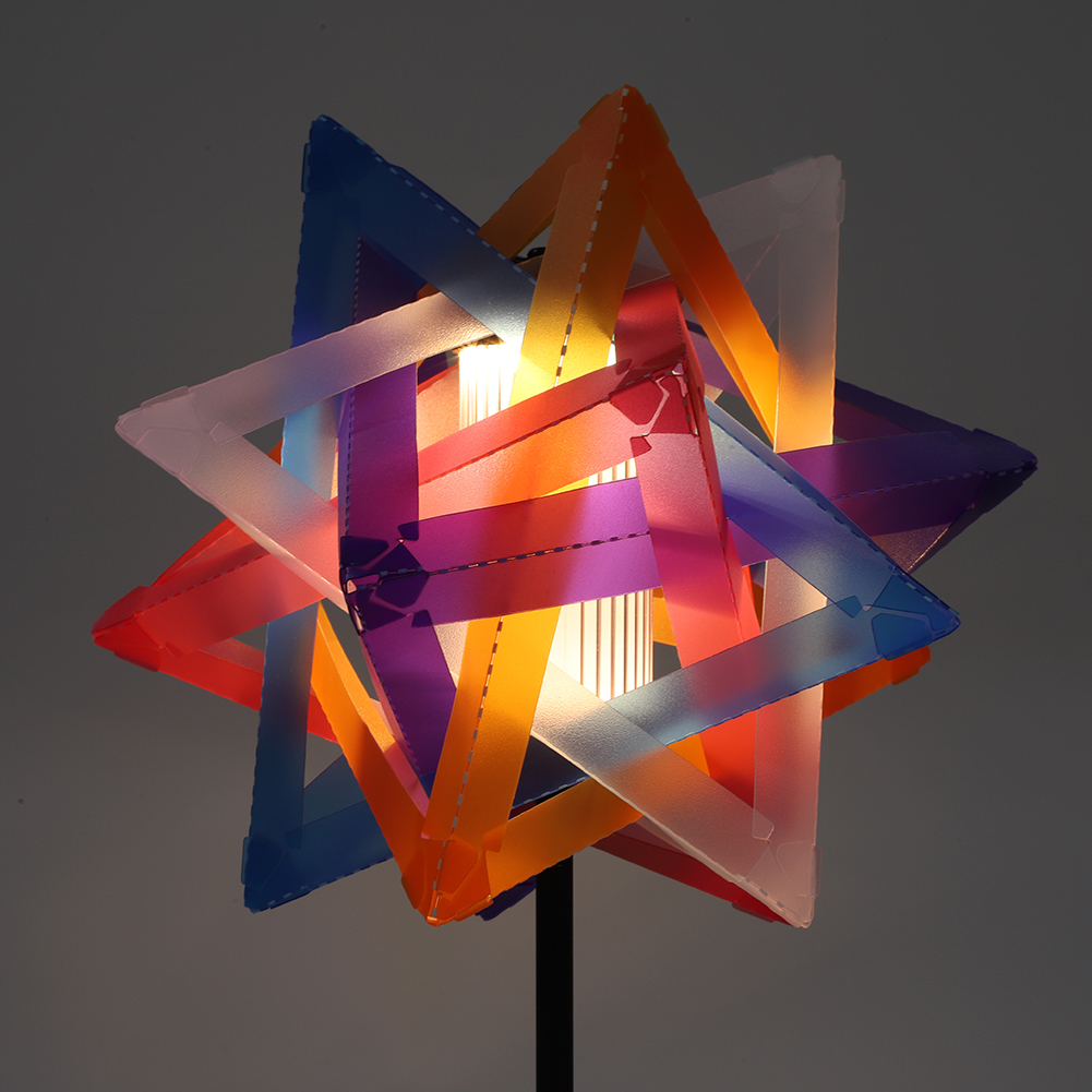 Zewnętrzna lampa kempingowa DI – Geometric Lamp Shade recenzja i cena