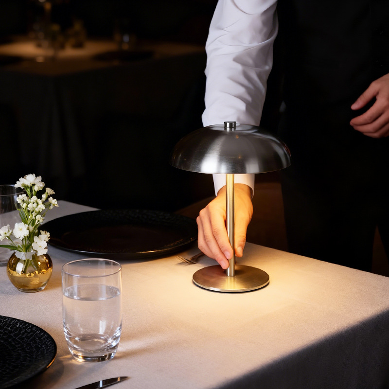 Urocza lampka stołowa w kształ – Mushroom Table Lamp recenzja i cena