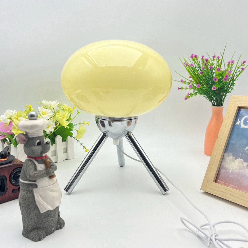 Lampa Stołowa Bauhaus Nordic I – Mushroom Table Lamp recenzja i cena